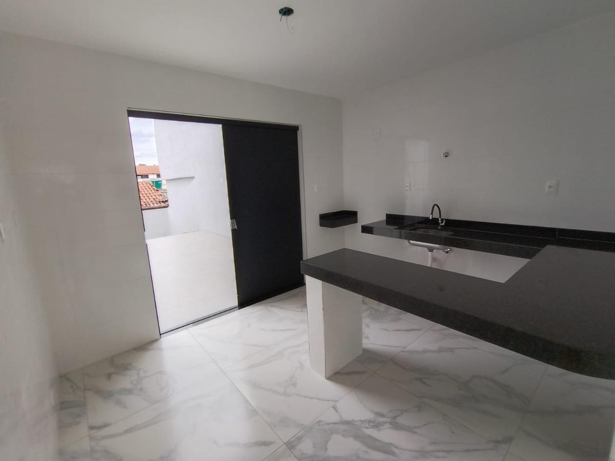 Casa, Jardim Leblon, 3 Quartos, 3 Vagas, 1 Suíte