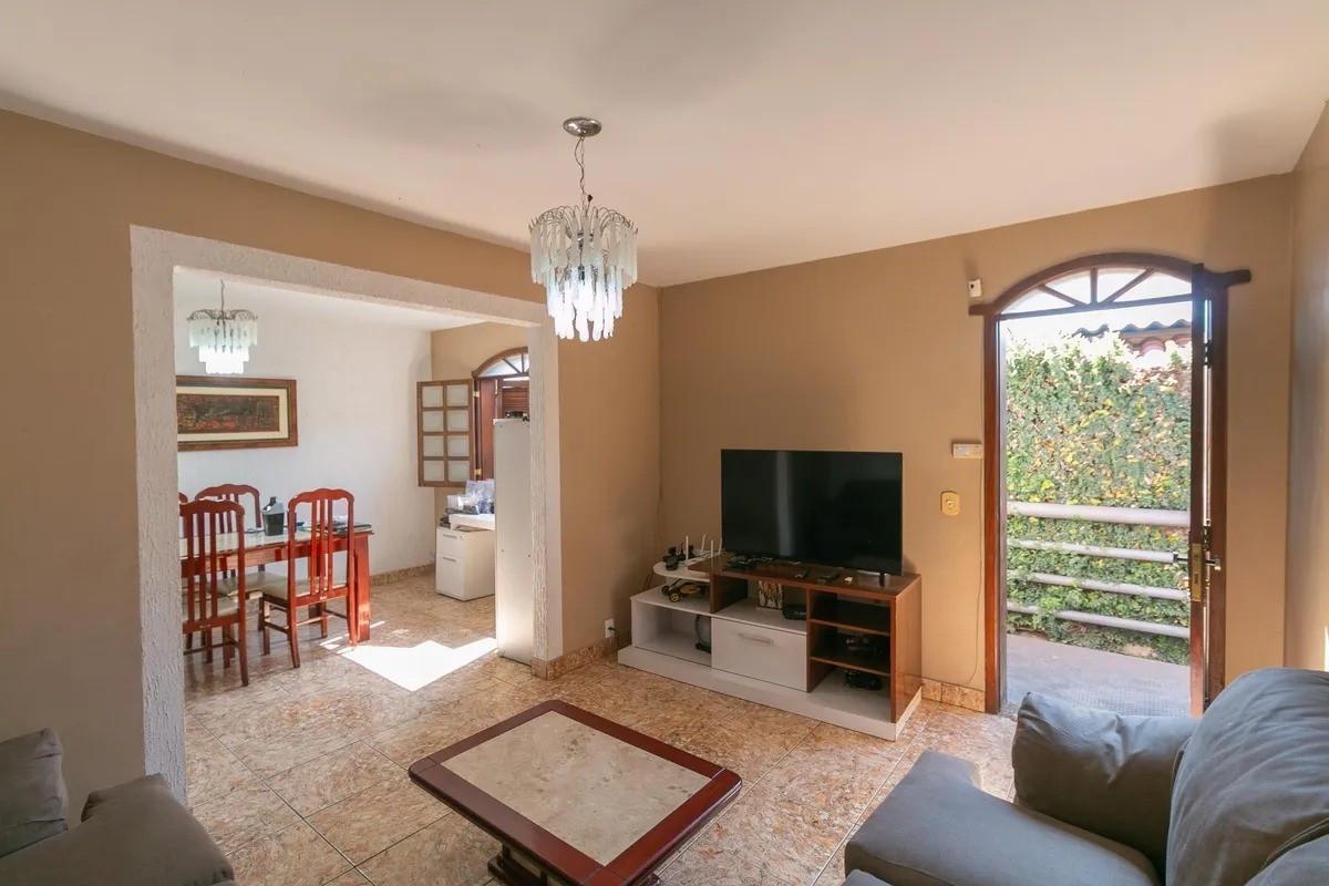 Casa, Heliópolis, 3 Quartos, 1 Vaga, 1 Suíte