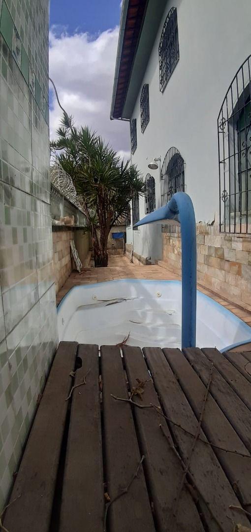 Casa, Padre Eustáquio, 8 Quartos, 3 Vagas, 1 Suíte