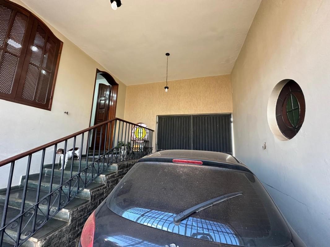 Casa, Centro, 3 Quartos, 1 Vaga, 1 Suíte