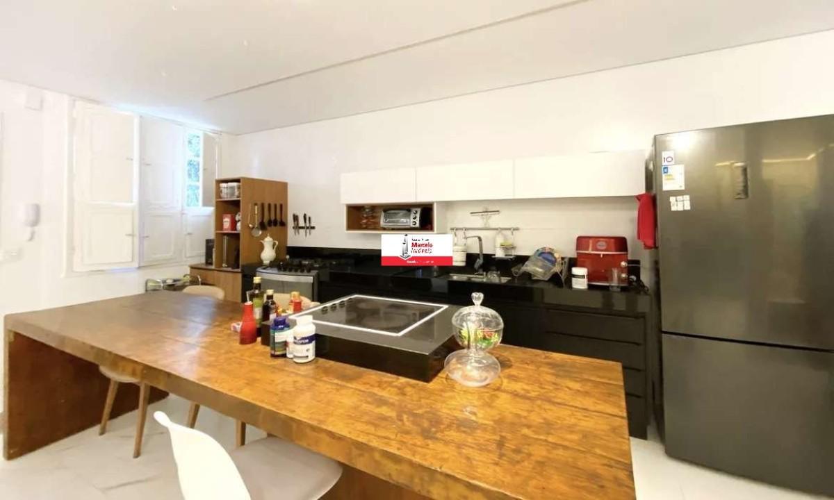 Casa, Lourdes, 3 Quartos, 0 Vaga, 1 Suíte
