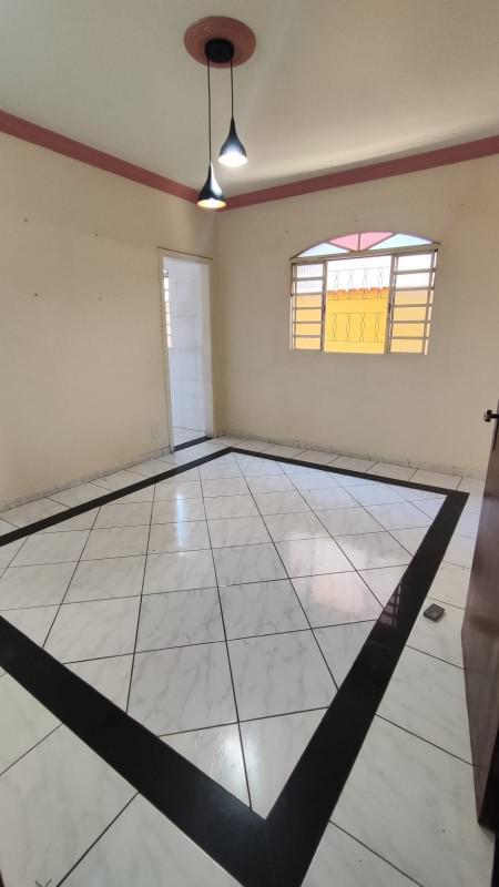 Casa, Arvoredo, 3 Quartos, 2 Vagas, 1 Suíte