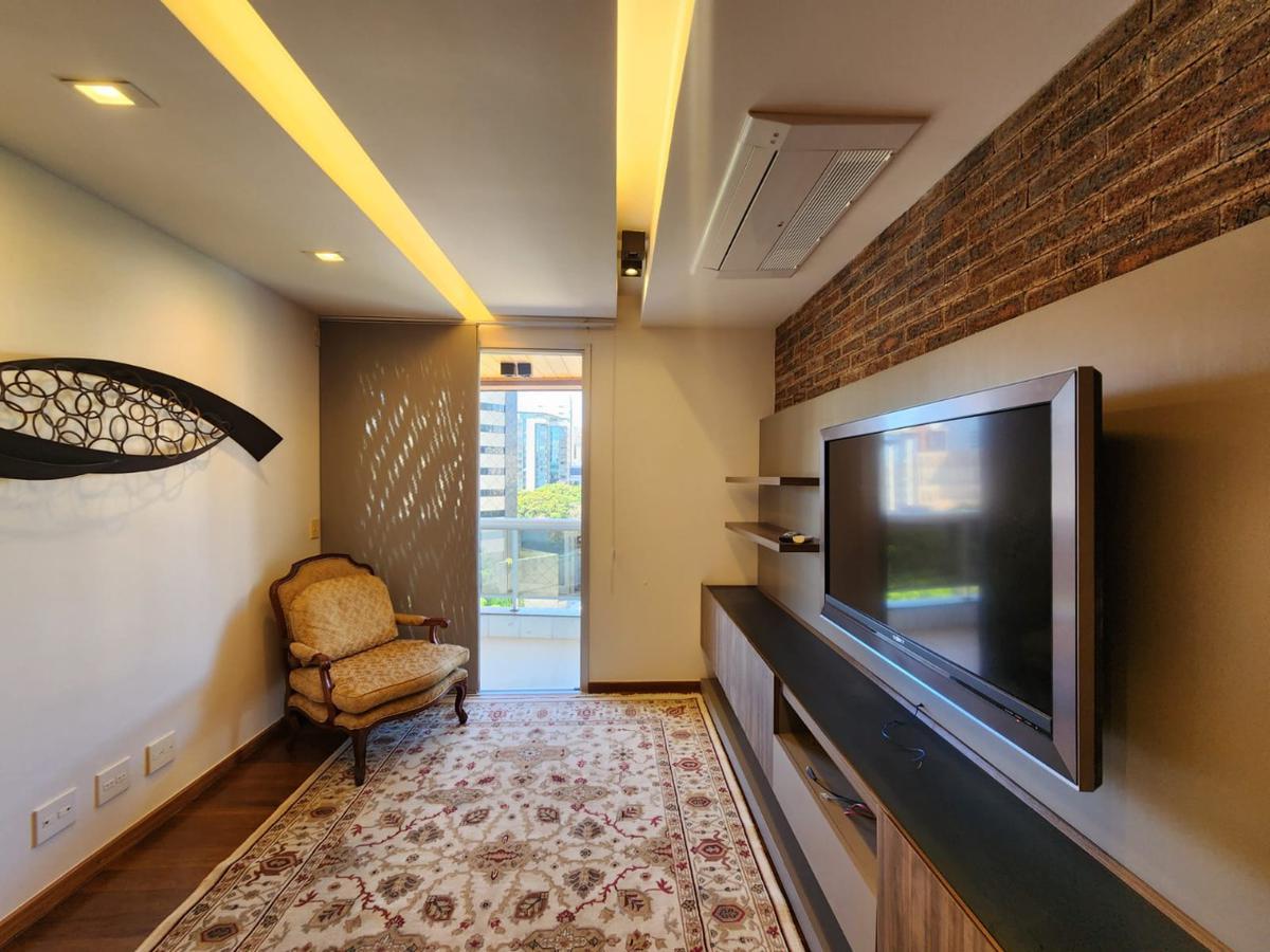 Apartamento, Funcionários, 4 Quartos, 3 Vagas, 2 Suítes