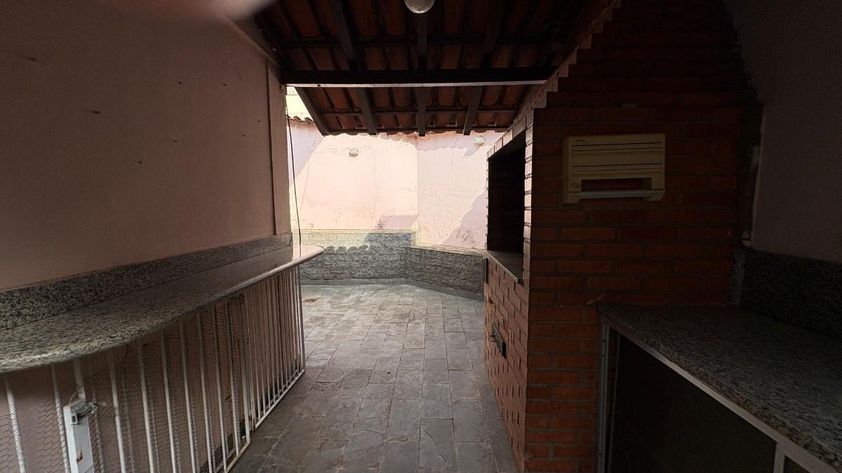 Casa, Nova Granada, 5 Quartos, 3 Vagas, 1 Suíte