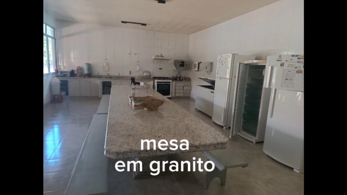 Fazenda, Zona Rural, 8 Quartos, 0 Vaga, 2 Suítes