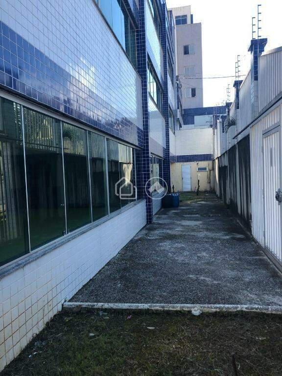 Prédio, Santa Efigênia, 11 Vagas