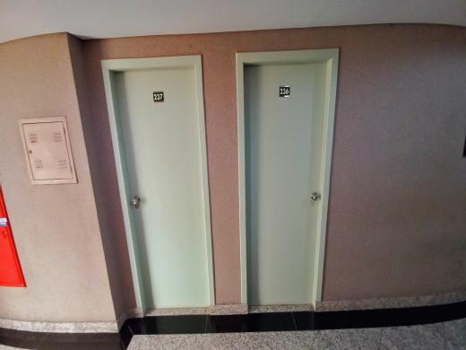 Sala, Santa Lúcia, 0 Quarto, 2 Vagas