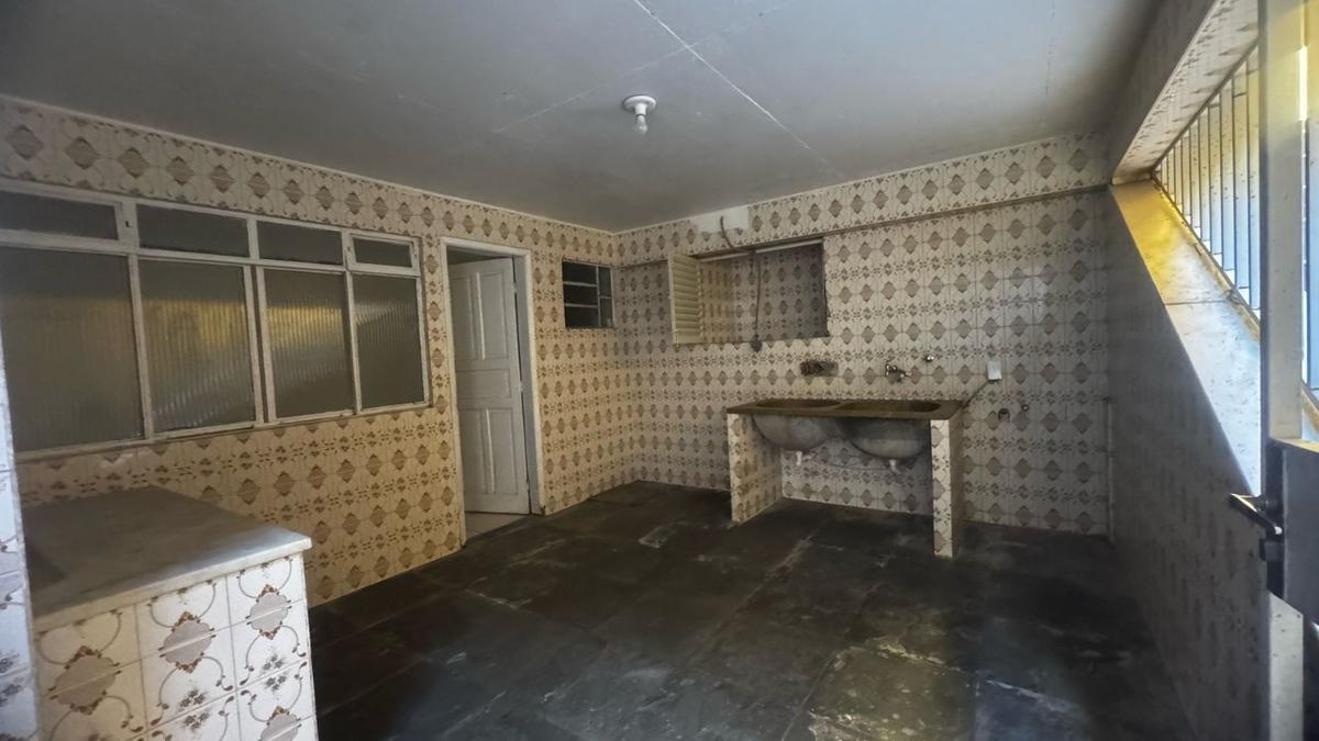 Casa, Ana Lúcia, 5 Quartos, 4 Vagas, 1 Suíte