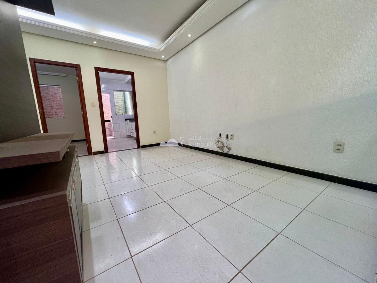 Casa, Santa Branca, 2 Quartos, 2 Vagas