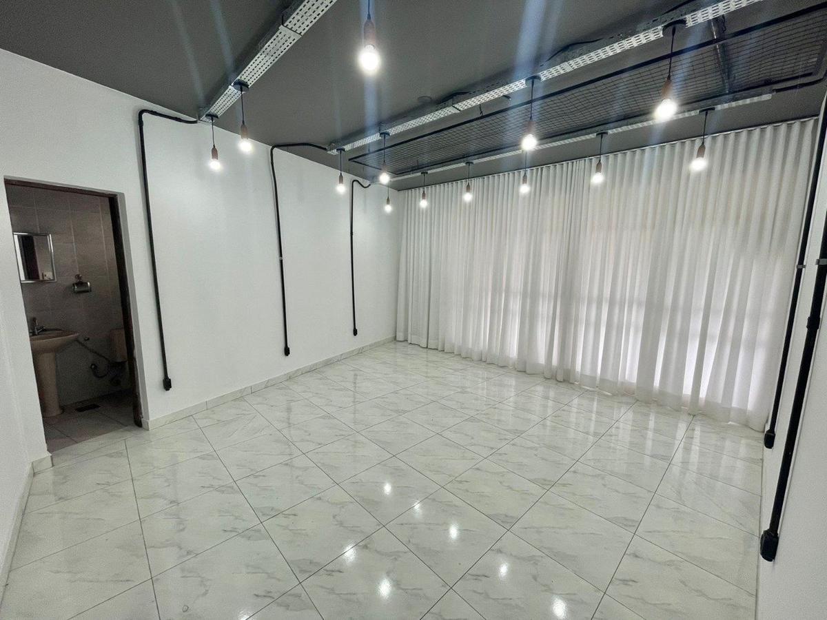 Casa Comercial, São José, 3 Quartos, 6 Vagas, 1 Suíte