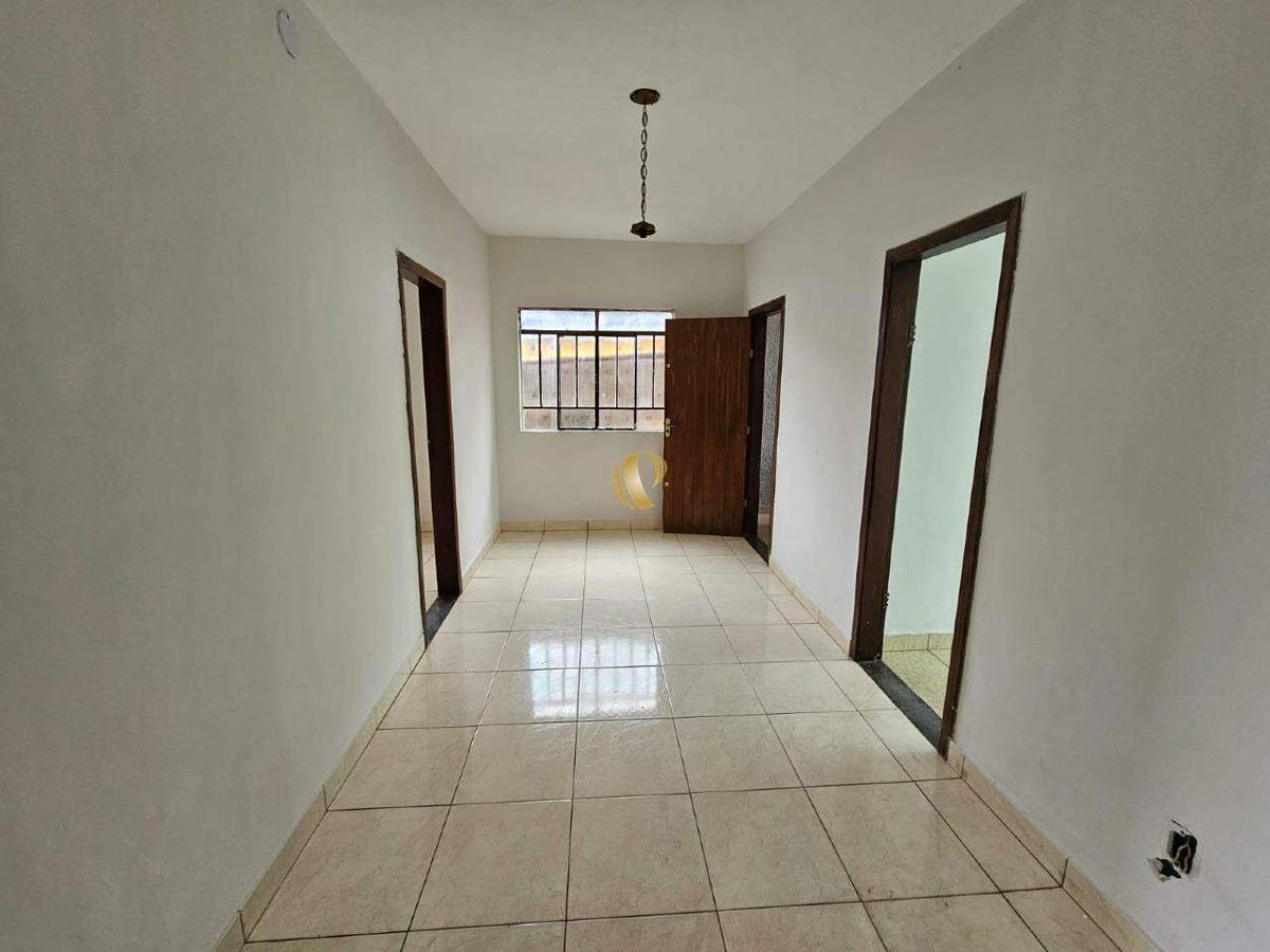 Casa, Esperança, 4 Quartos, 2 Vagas, 1 Suíte