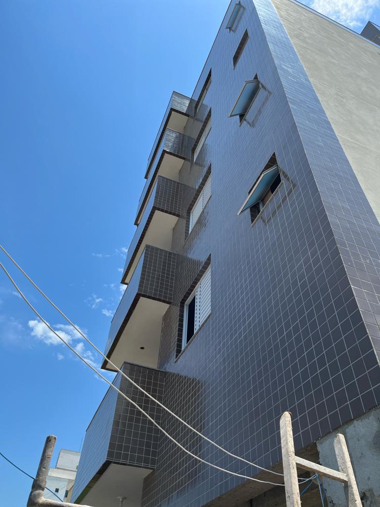 Apartamento, Europa, 2 Quartos, 1 Vaga, 1 Suíte