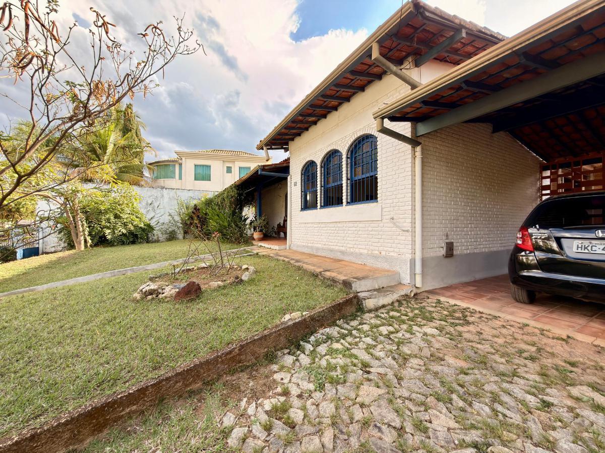 Casa, Bandeirantes (pampulha), 5 Quartos, 8 Vagas, 3 Suítes