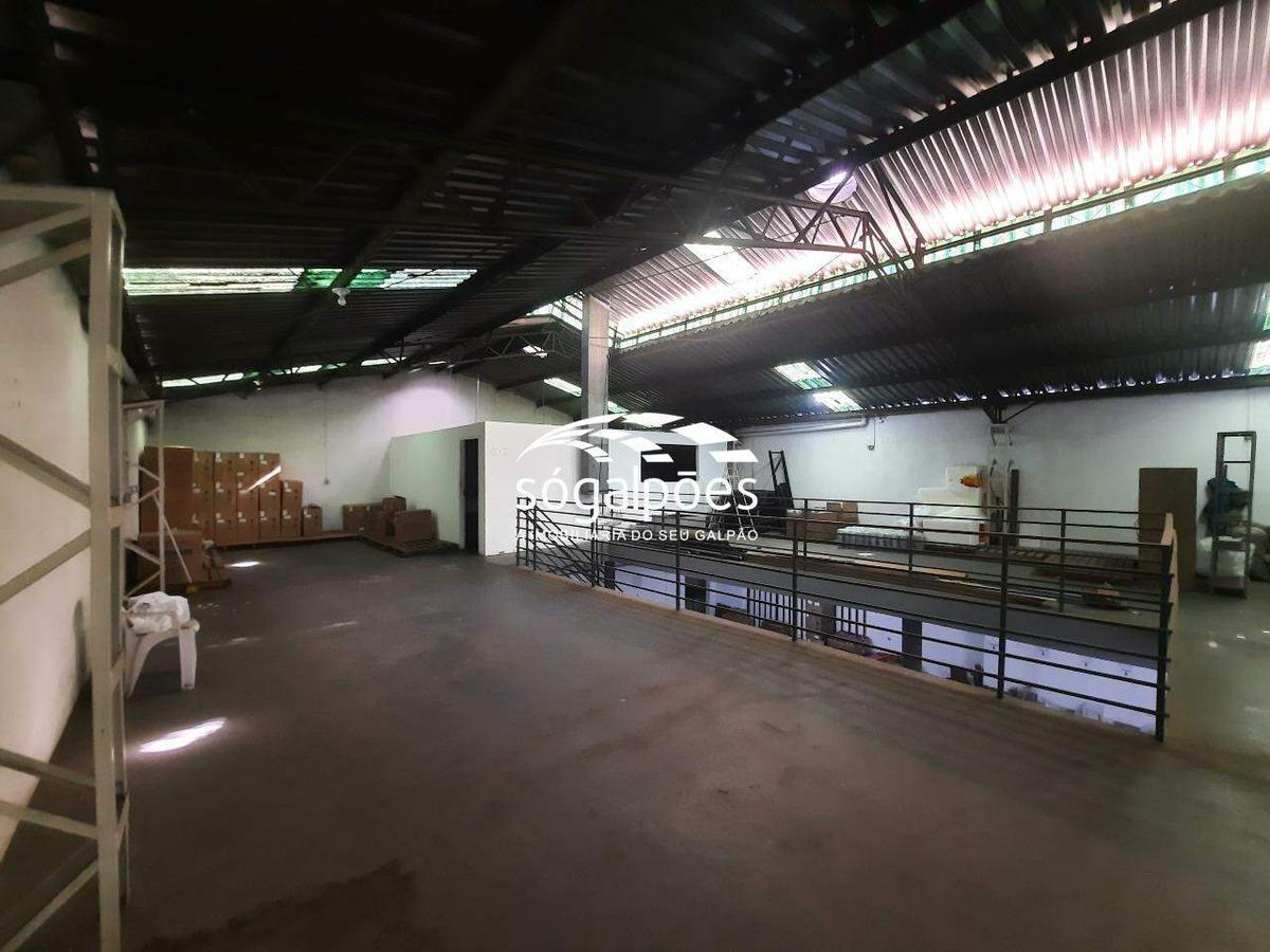 Galpão, Carlos Prates, 2 Vagas