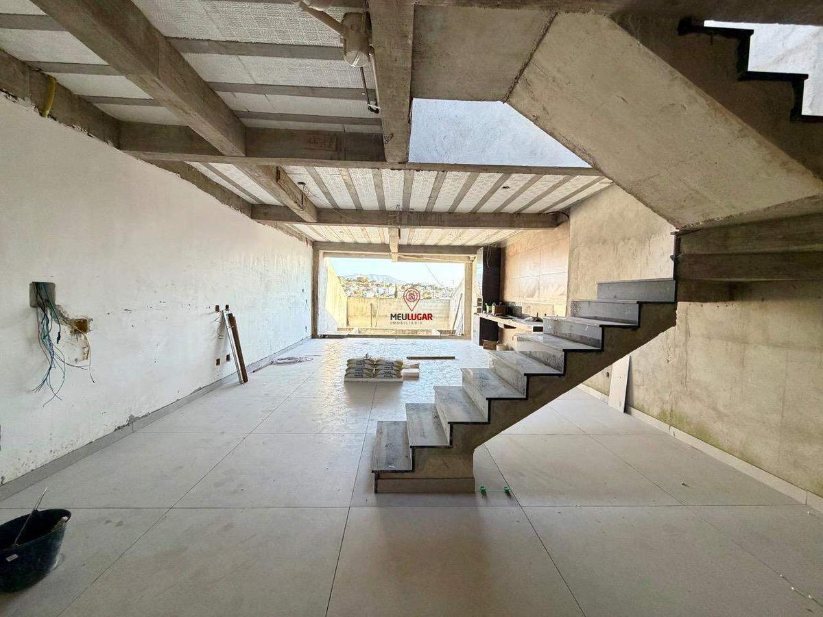 Casa, Masterville, 3 Quartos, 3 Vagas, 1 Suíte