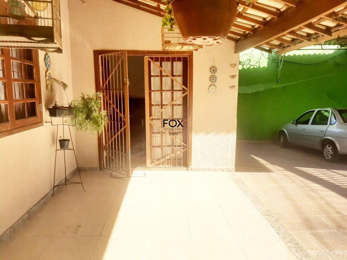 Casa, Jardim América, 3 Quartos, 4 Vagas, 1 Suíte