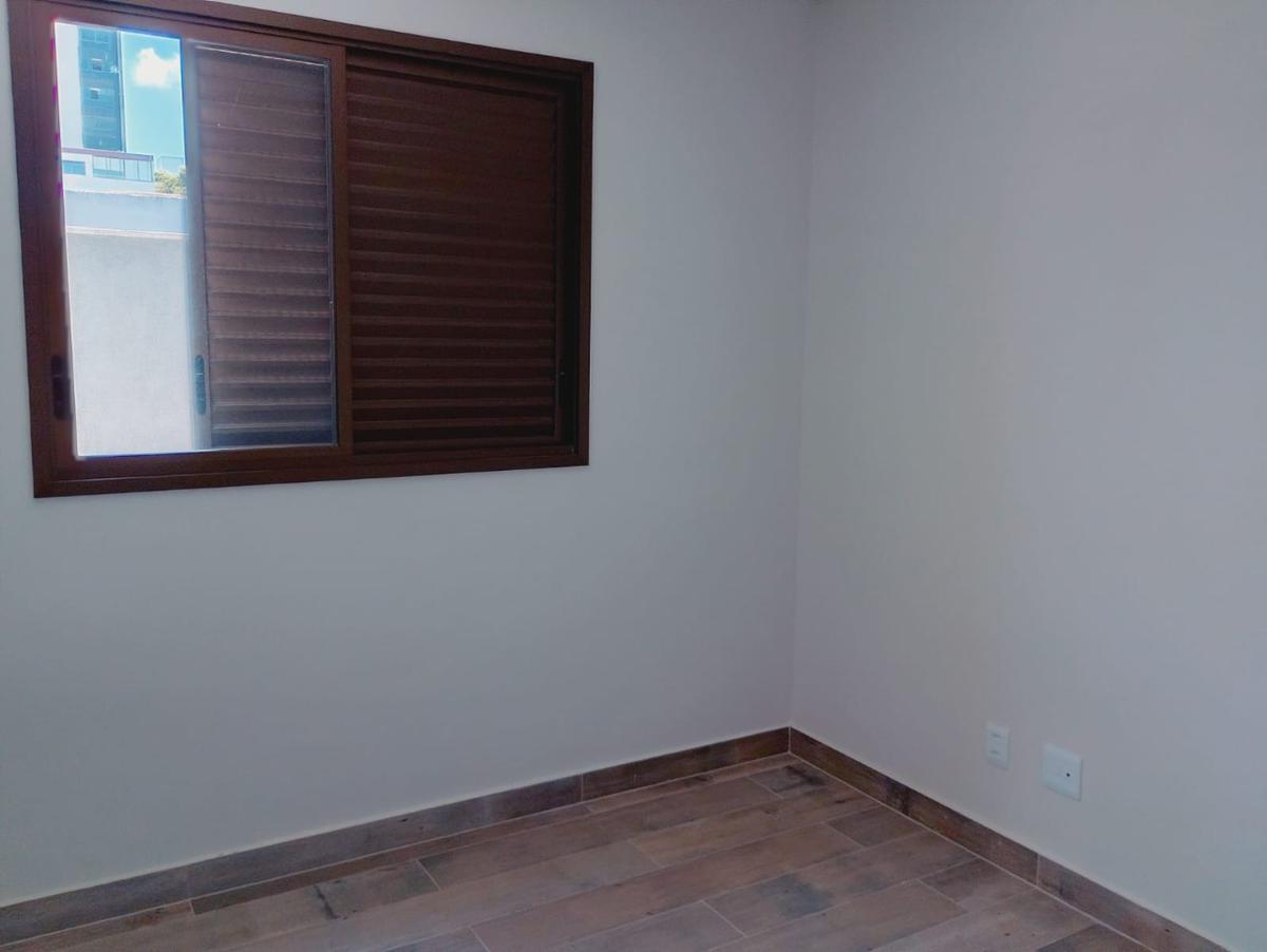 Apartamento, Jaraguá, 4 Quartos, 2 Vagas, 2 Suítes
