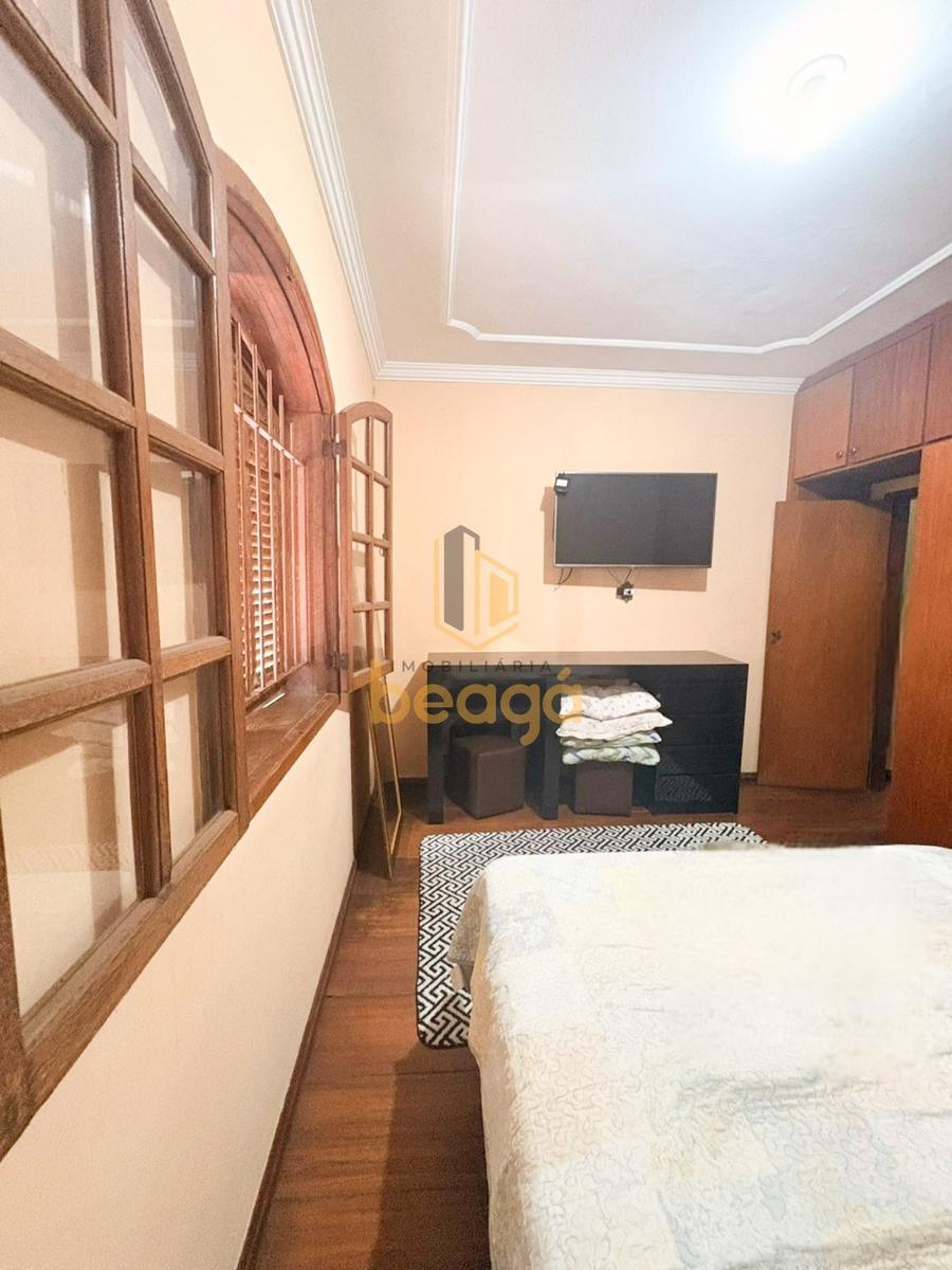 Casa, Camargos, 3 Quartos, 4 Vagas, 2 Suítes