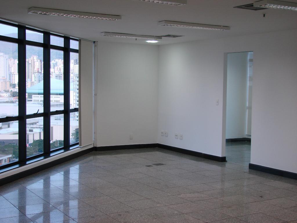 Sala, Funcionários