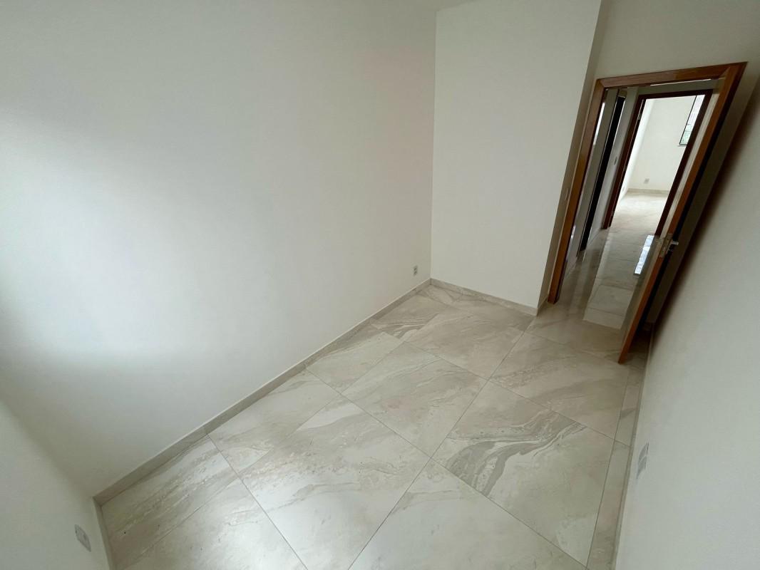 Casa, Cândida Ferreira, 3 Quartos, 2 Vagas, 1 Suíte