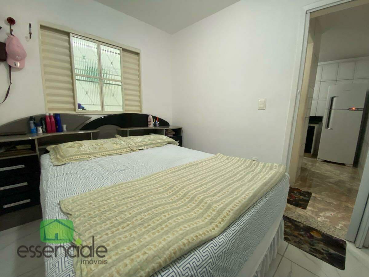 Casa, Conjunto Água Branca, 4 Quartos, 3 Vagas, 1 Suíte