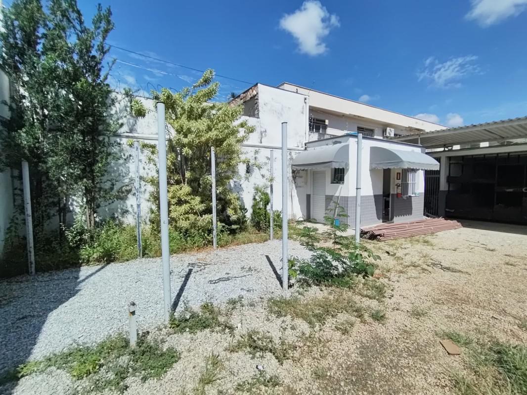 Galpão, Alto dos Pinheiros, 0 Quarto, 0 Vaga