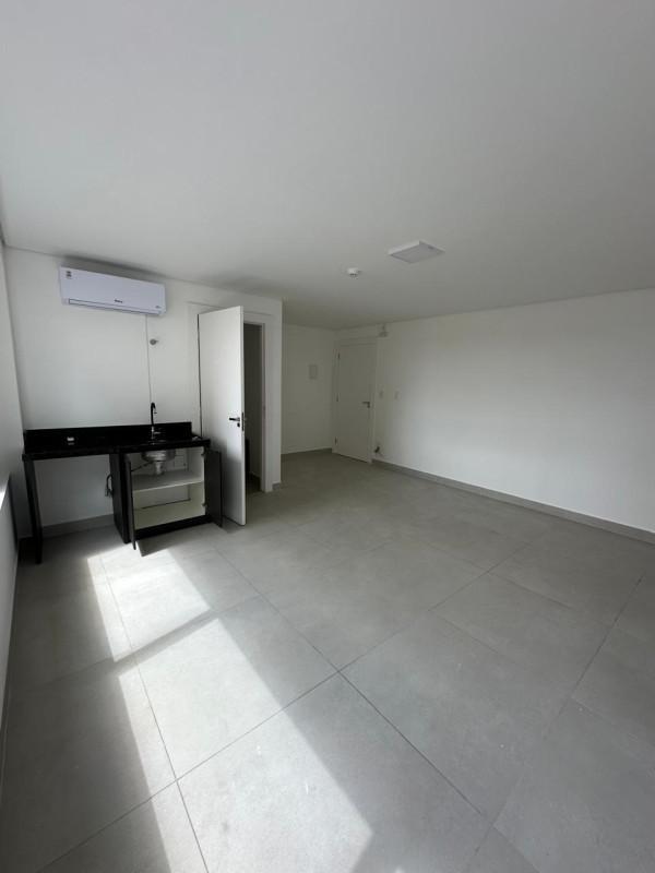 Sala, Centro, 0 Quarto, 1 Vaga