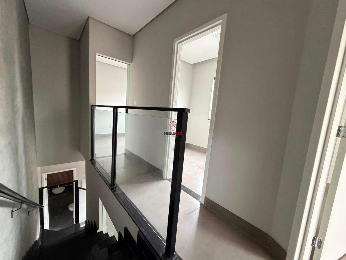Casa, São Pedro, 3 Quartos, 2 Vagas, 1 Suíte