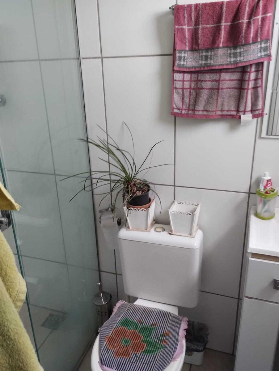 Casa, Novo Glória, 5 Quartos, 4 Vagas, 1 Suíte