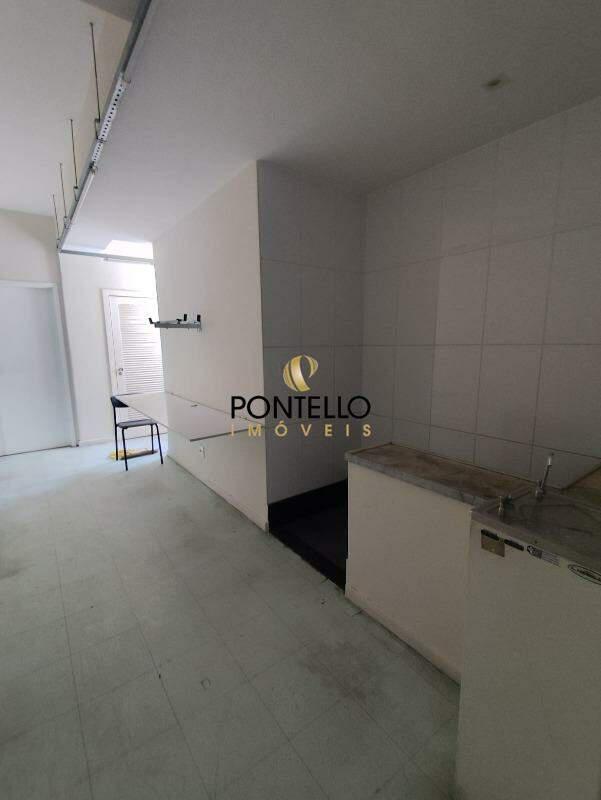 Andar, Centro, 0 Quarto, 0 Vaga