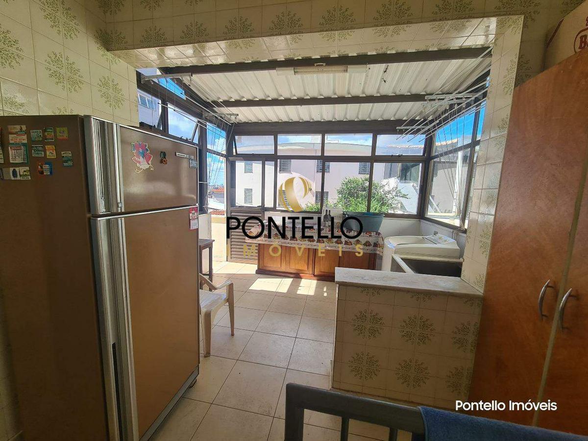 Casa, Santa Efigênia, 3 Quartos, 4 Vagas, 1 Suíte