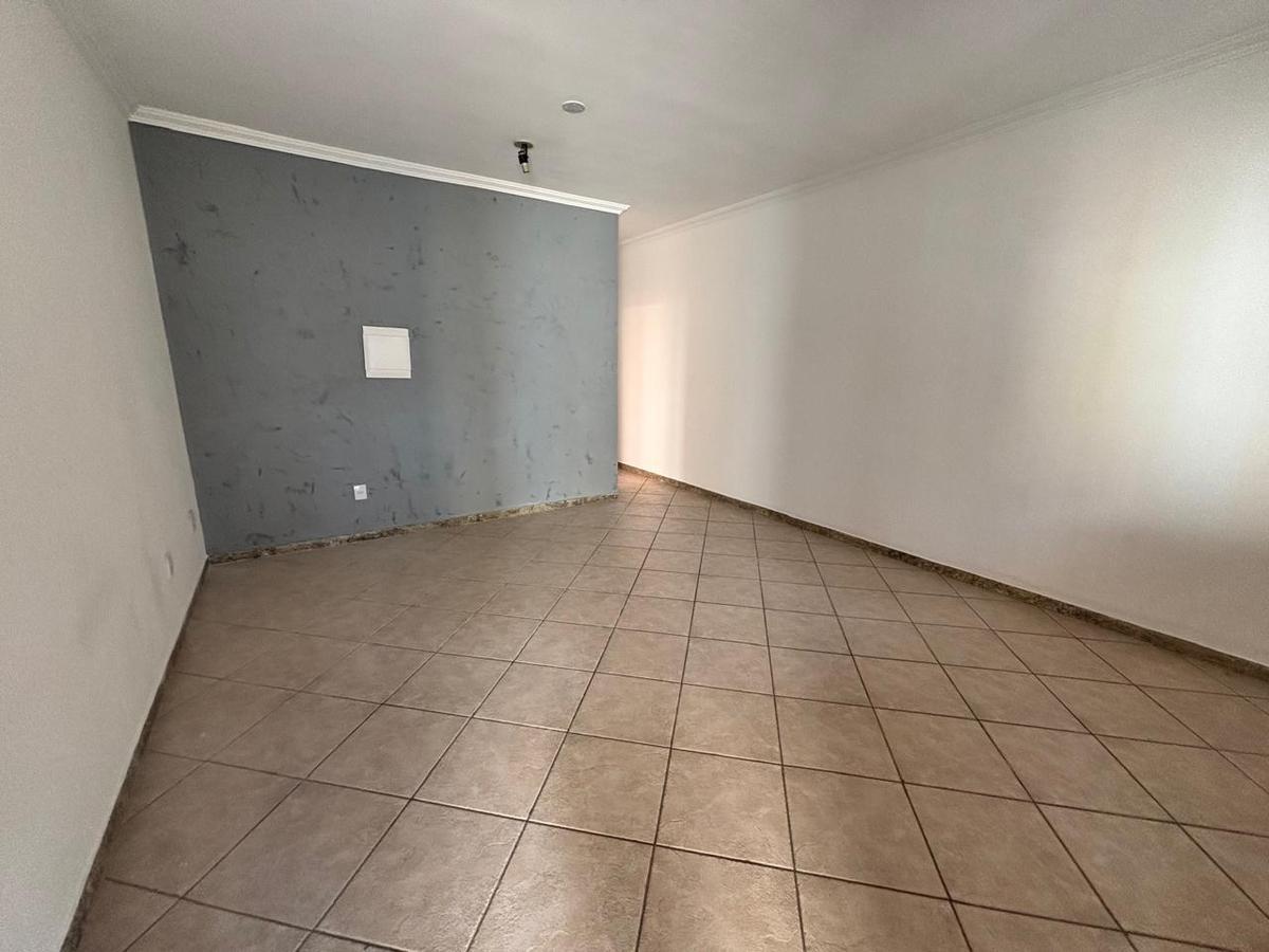 Casa, Jardim Atlântico, 3 Quartos, 2 Vagas, 1 Suíte