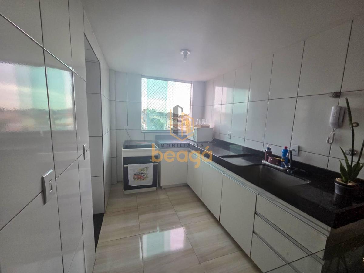 Cobertura, Coqueiros, 3 Quartos, 1 Vaga, 1 Suíte