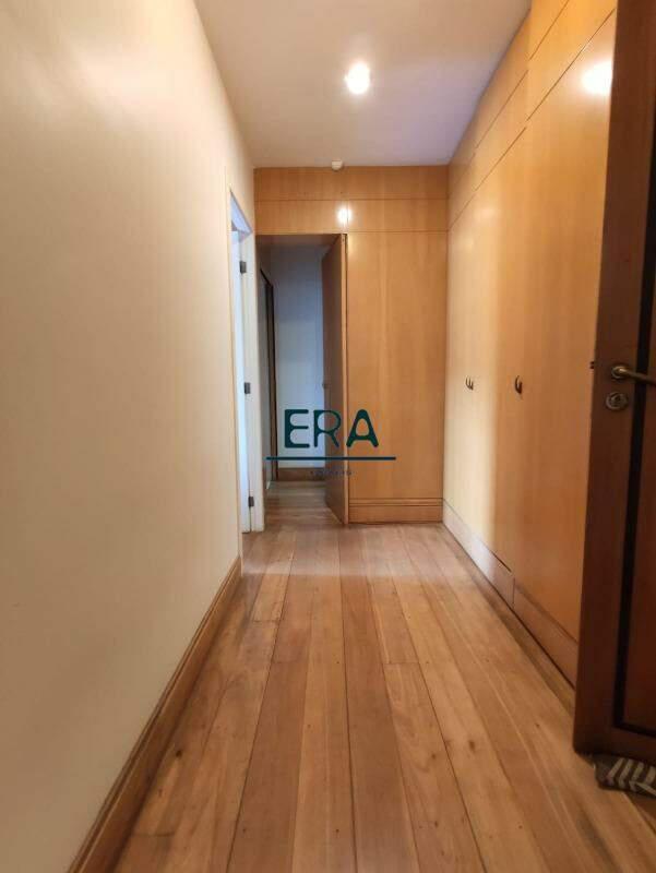 Apartamento, Serra, 0 Quarto, 4 Vagas, 1 Suíte