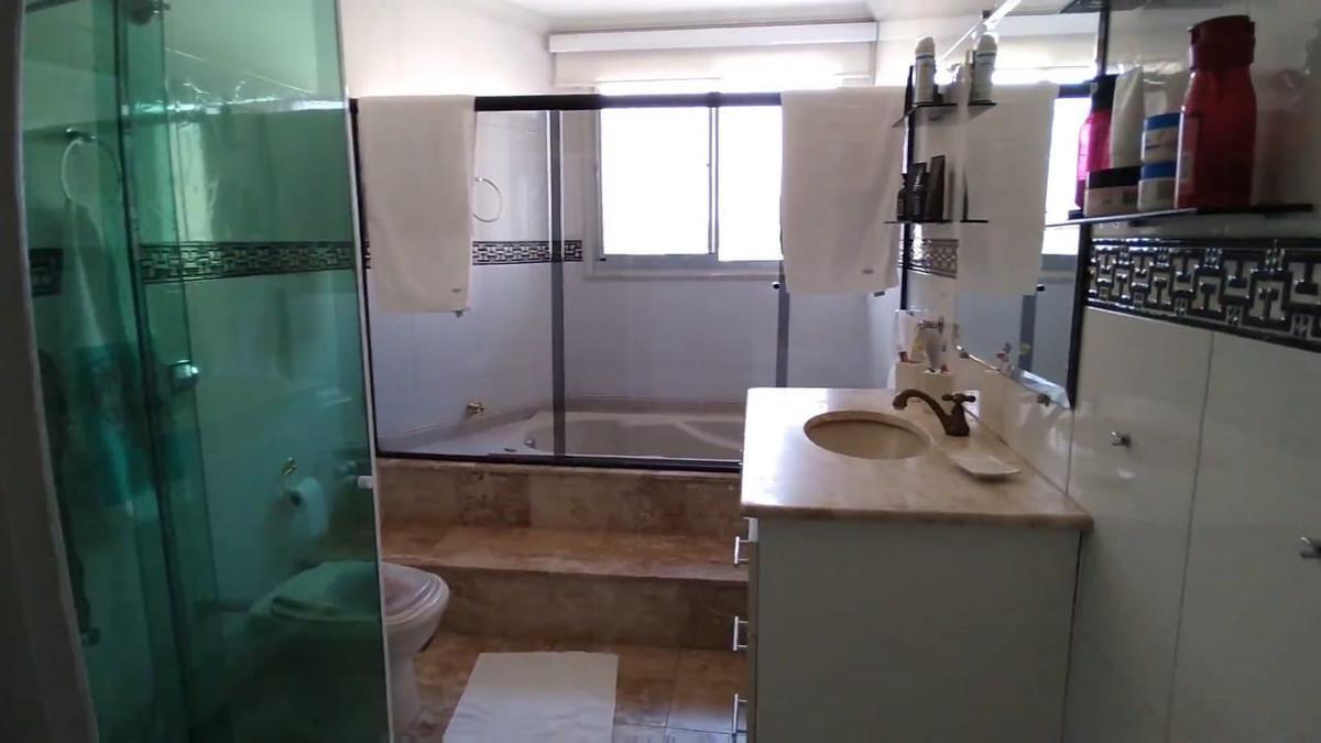 Casa, Cabral, 3 Quartos, 2 Vagas, 3 Suítes