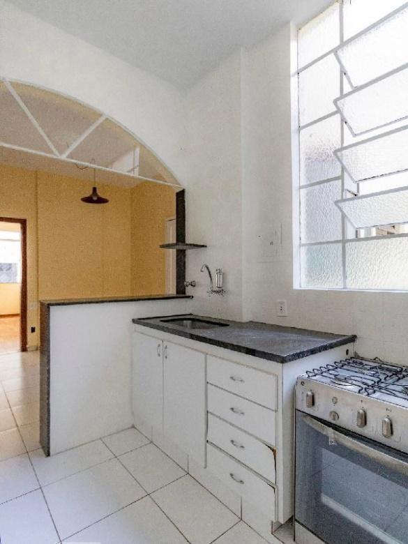 Apartamento, Funcionários, 2 Quartos, 1 Vaga, 1 Suíte