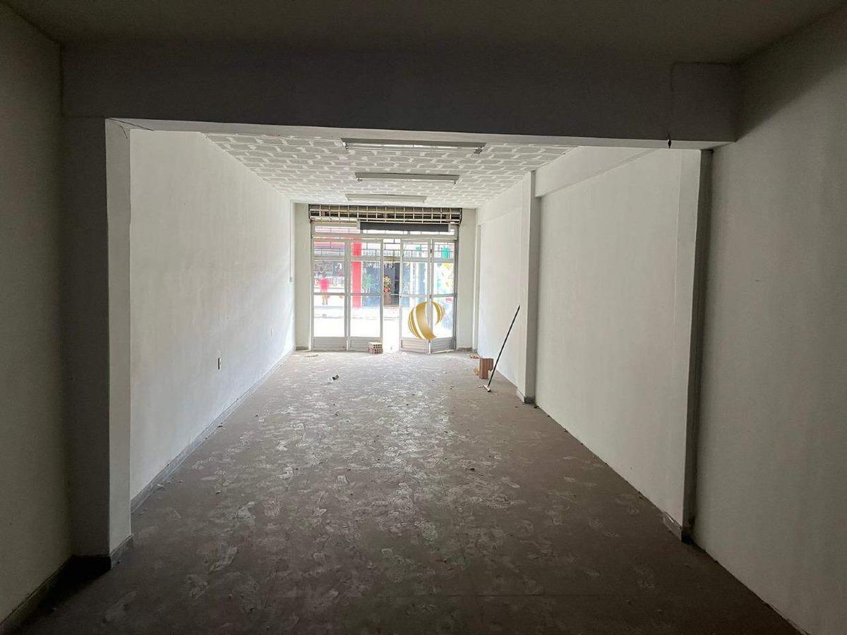 Andar, Centro, 0 Quarto, 0 Vaga