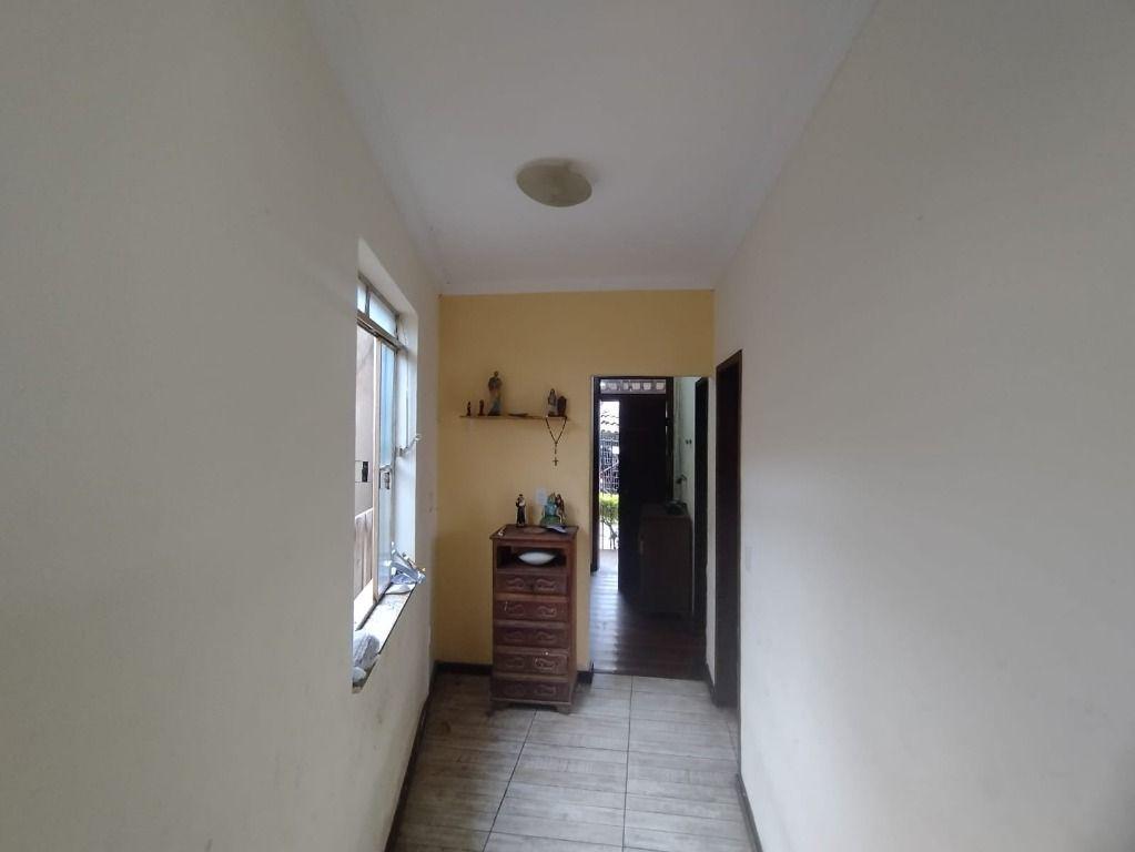 Casa, Siderúrgica, 3 Quartos, 1 Vaga, 1 Suíte