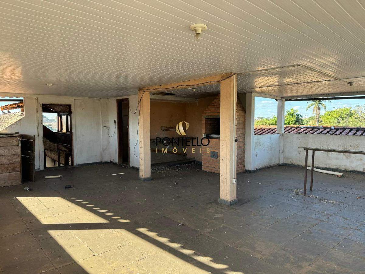 Casa, Boa Vista, 5 Quartos, 2 Vagas, 1 Suíte