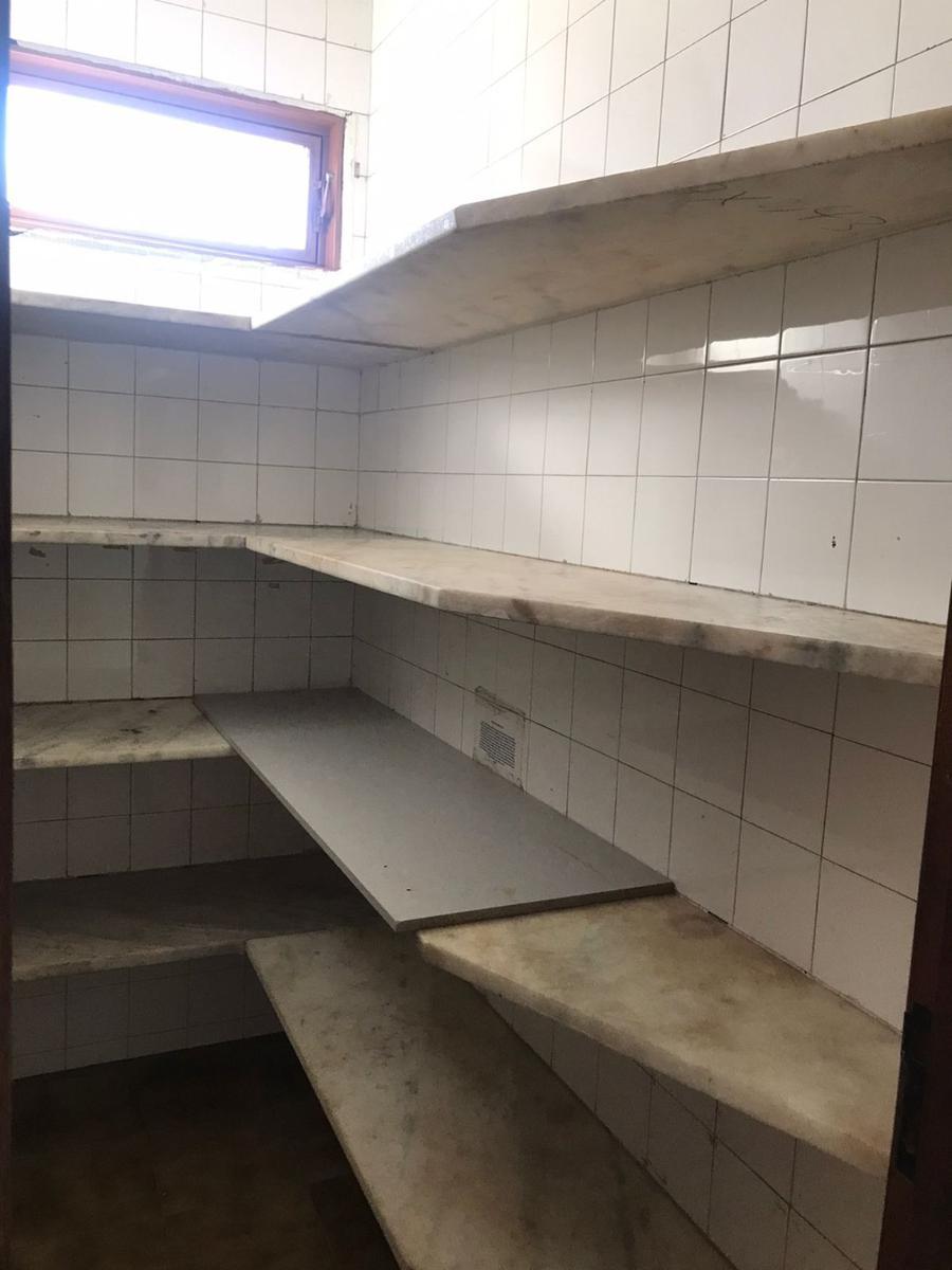 Casa, Santa Branca, 4 Quartos, 4 Vagas, 2 Suítes