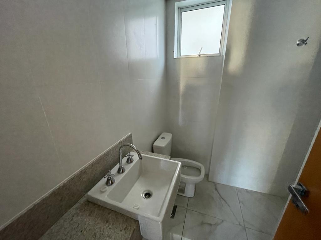 Cobertura, Serrano, 4 Quartos, 2 Vagas, 2 Suítes