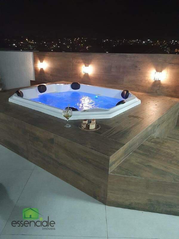 Casa, Santa Cruz Industrial, 4 Quartos, 5 Vagas, 1 Suíte