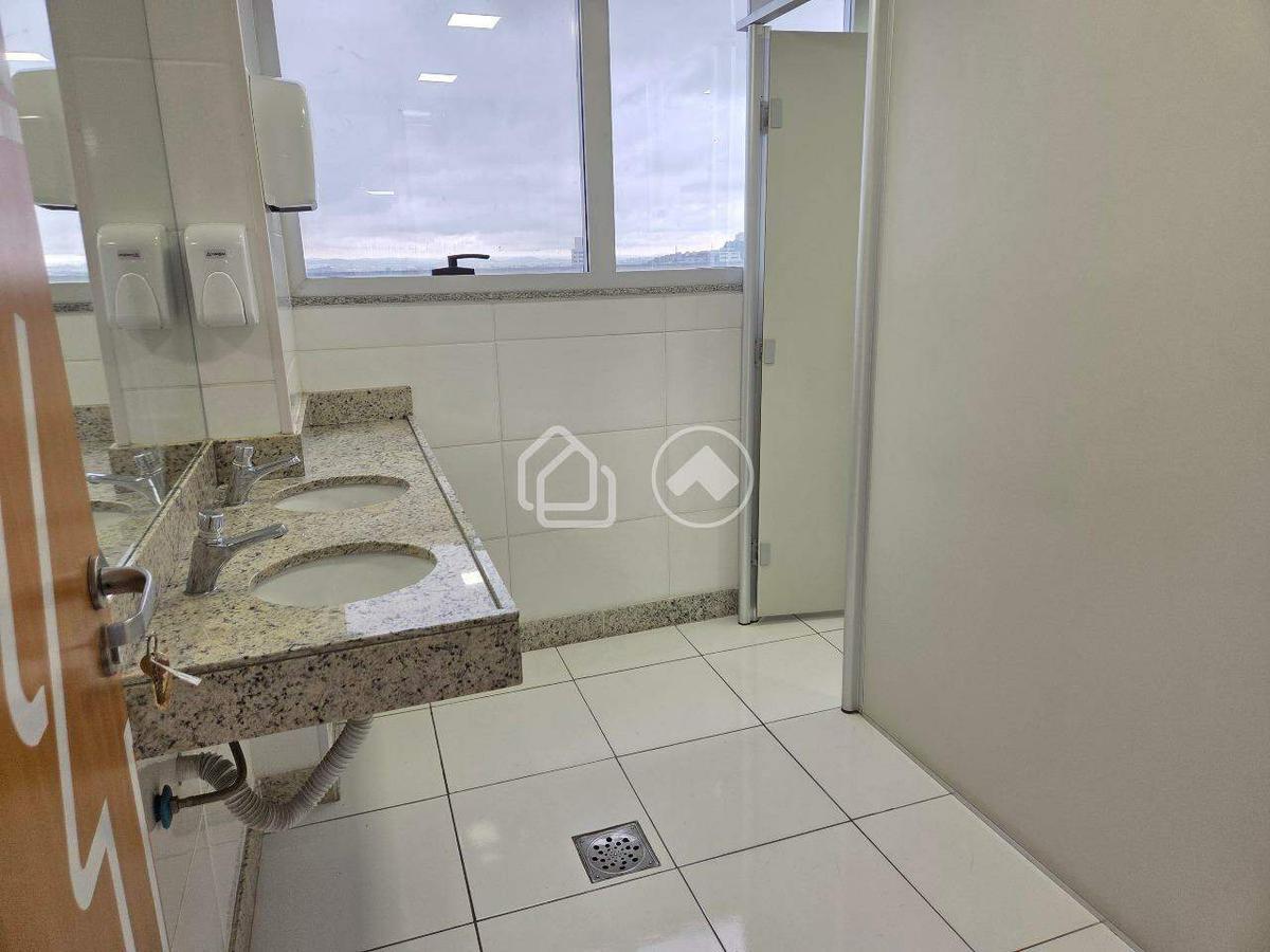 Sala, Estoril, 7 Vagas