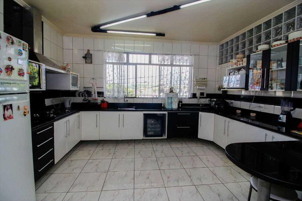 Casa, João Pinheiro, 5 Quartos, 4 Vagas, 1 Suíte