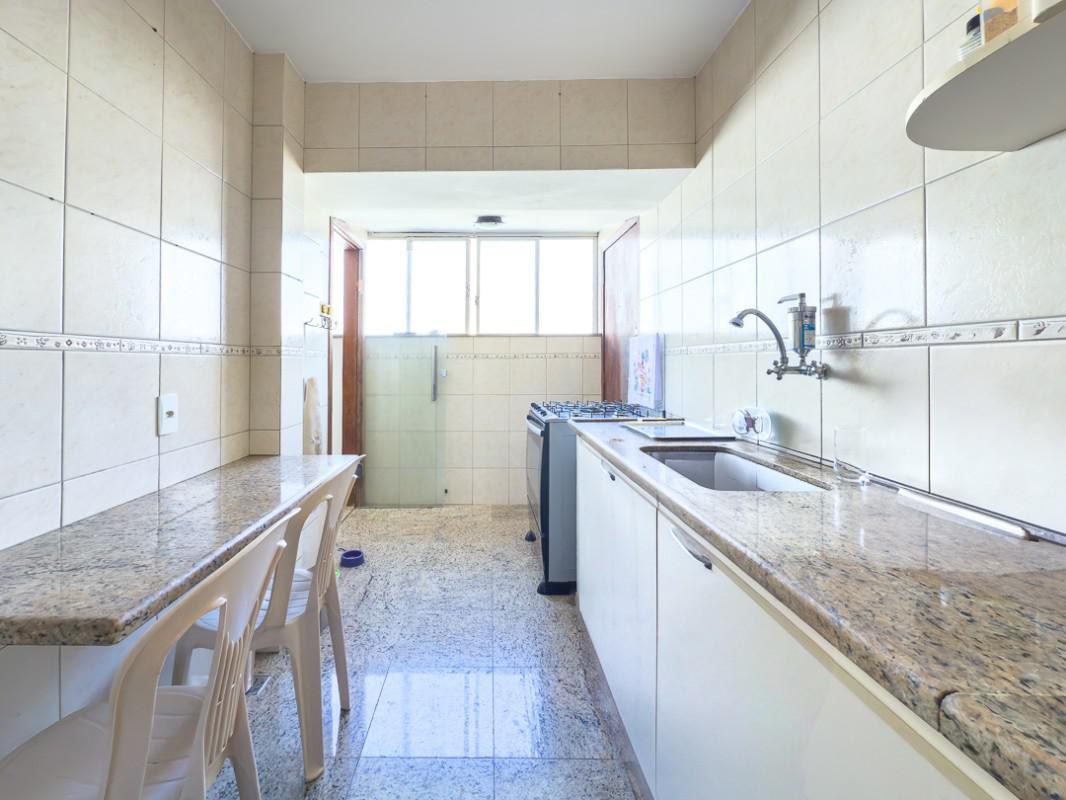 Apartamento, Cidade Jardim, 4 Quartos, 2 Vagas, 1 Suíte