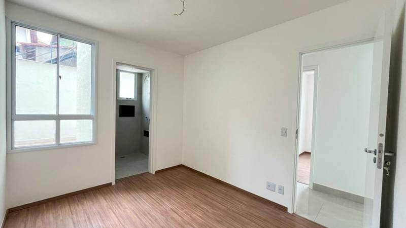 Apartamento, Casa Branca, 3 Quartos, 2 Vagas, 1 Suíte