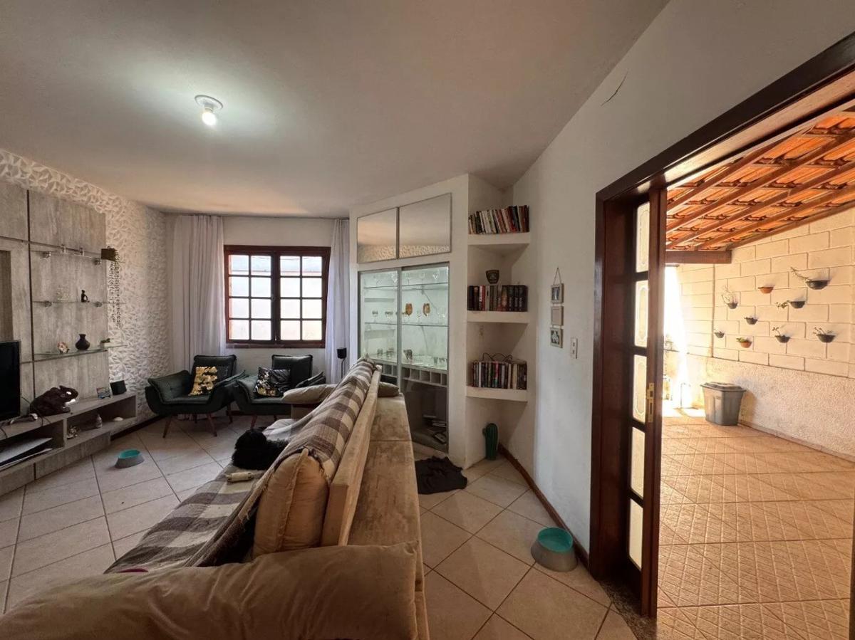 Casa, Jacqueline, 2 Quartos, 3 Vagas