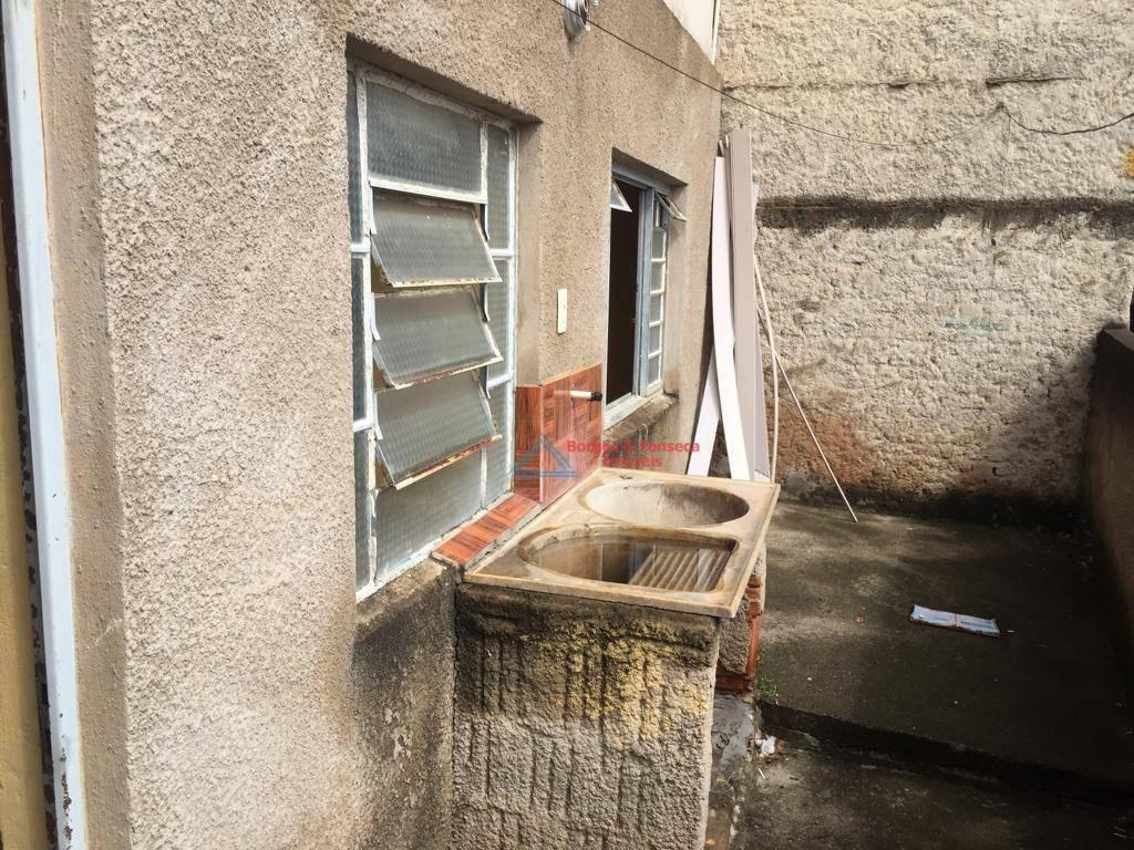 Casa, Centro, 2 Quartos, 0 Vaga