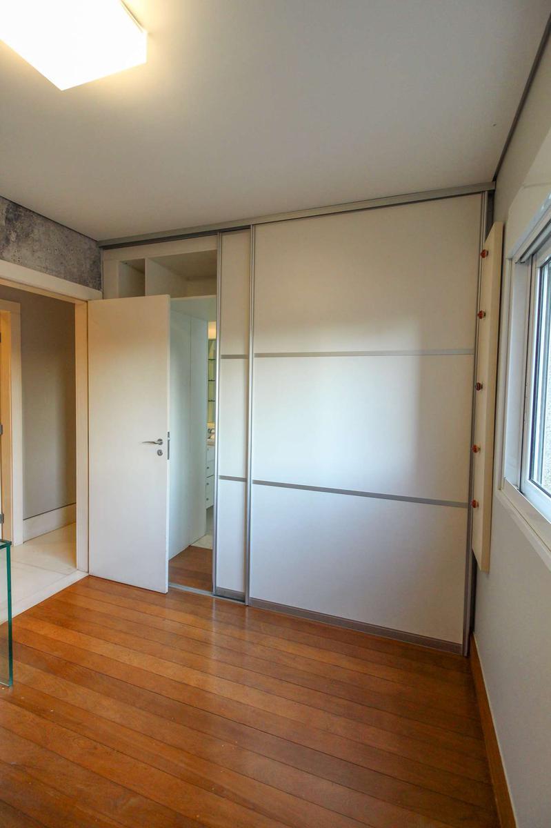 Cobertura, Serra, 4 Quartos, 6 Vagas, 2 Suítes