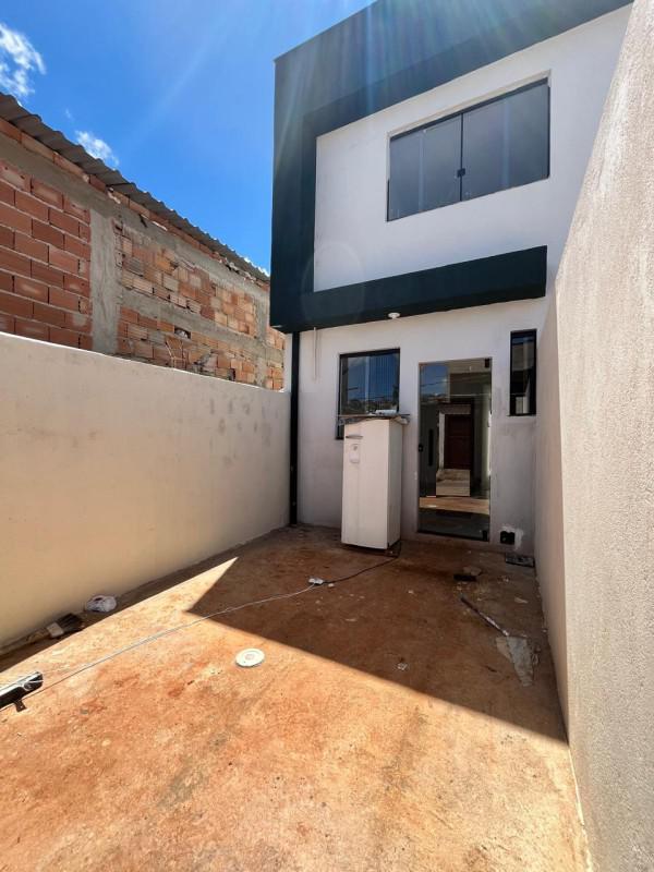 Casa, Novo Barreirinho, 3 Quartos, 1 Vaga, 1 Suíte